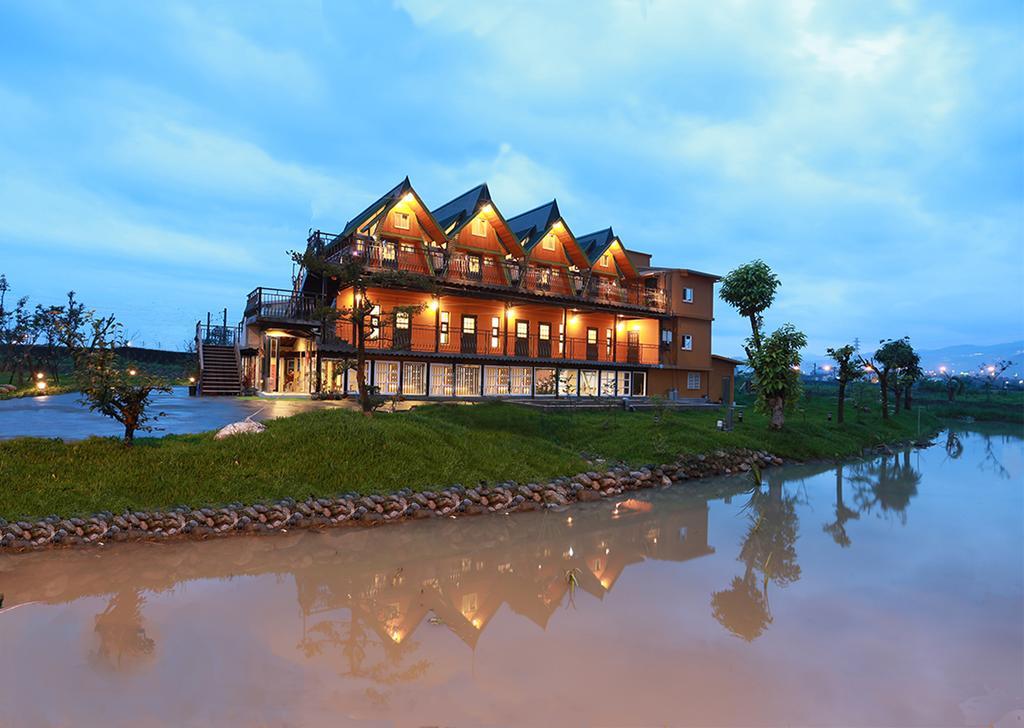 Artisan Hostel Toucheng Exterior foto